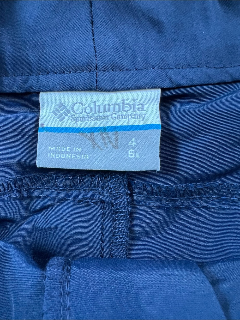 Columbia PFG Omni Wick UPF 30 Shorts Womens 4 Short Blue NWT - Picture 8 of 8